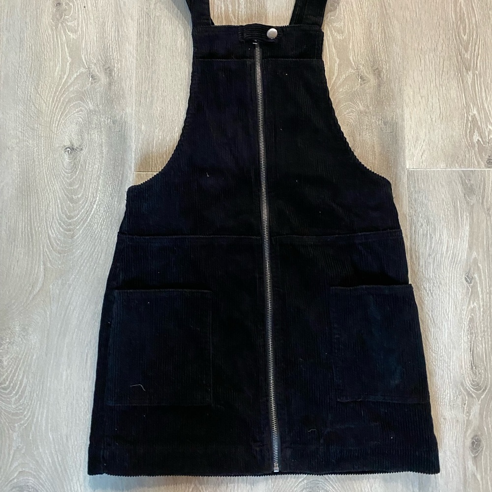 black dress